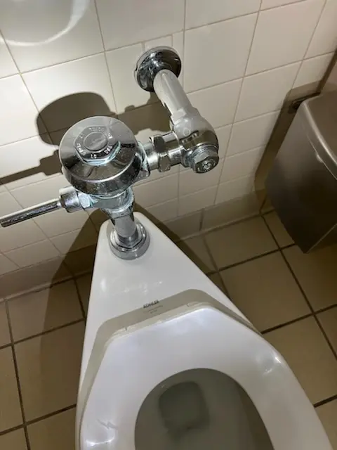 Fixture installation and repair for Repiping in Le Grow